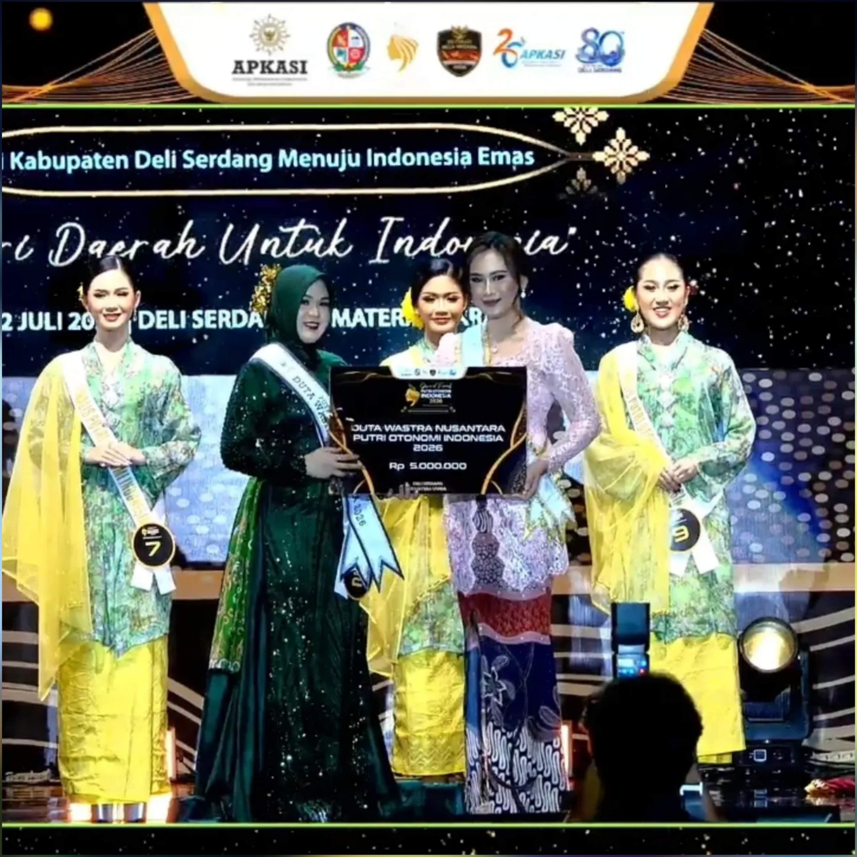 Putri Ade Fatimah dari Kabupaten Bangka Barat Menyandang gelar sebagai “Duta Wastra Nusantara” 
